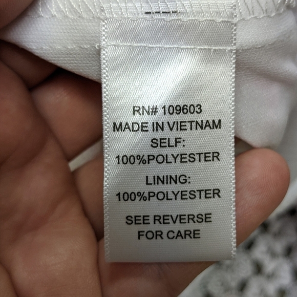 ✨3/$15 NWT Rabbit Rabbit Rabbit floral lace dress 10 - Picture 7 of 7